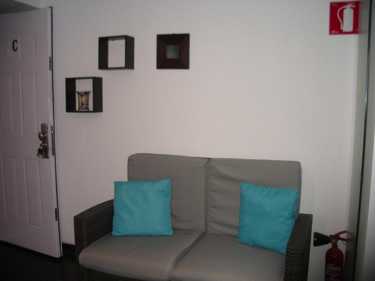 Apartamentos La Fonda Aninon 外观 照片