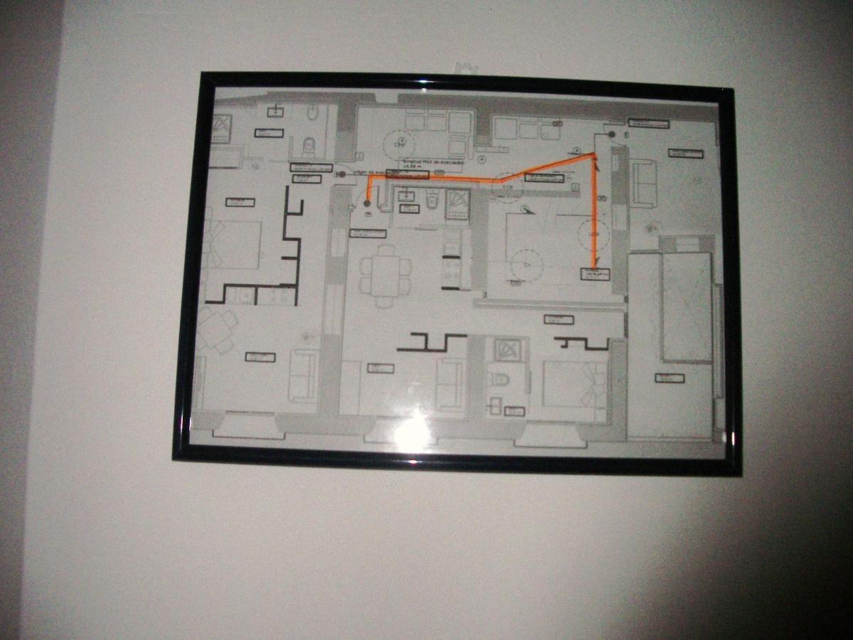 Apartamentos La Fonda Aninon 外观 照片