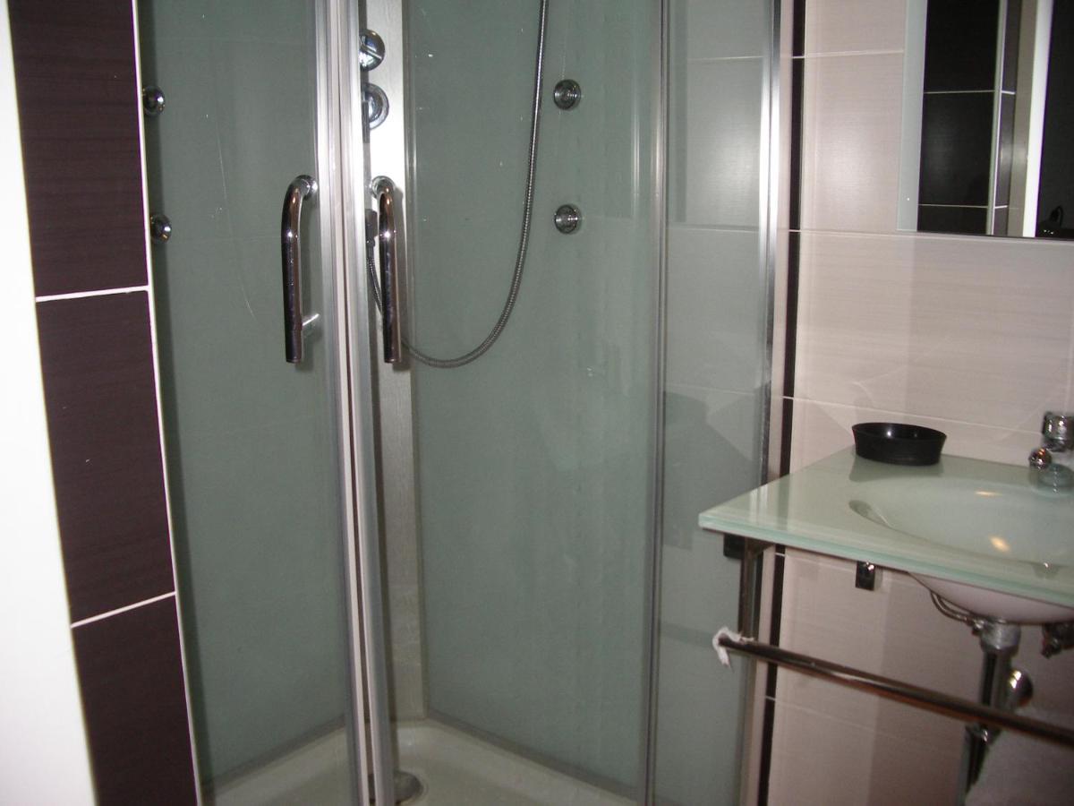 Apartamentos La Fonda Aninon 外观 照片