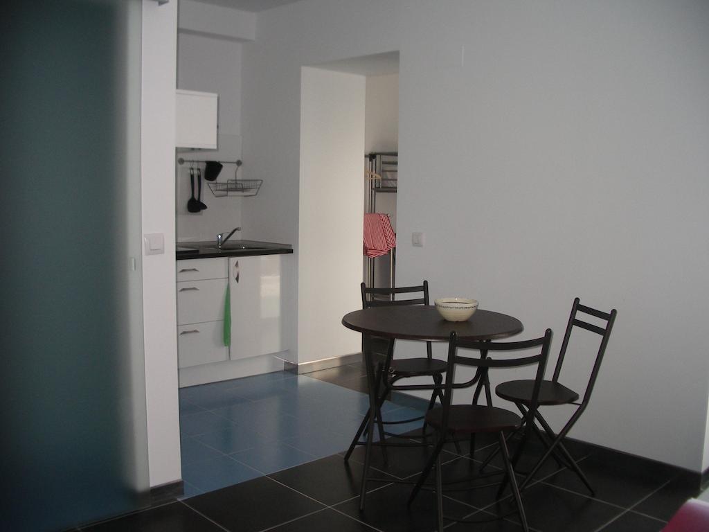 Apartamentos La Fonda Aninon 客房 照片