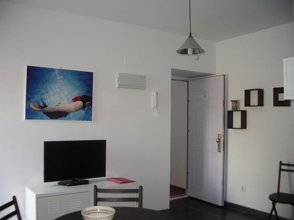 Apartamentos La Fonda Aninon 外观 照片