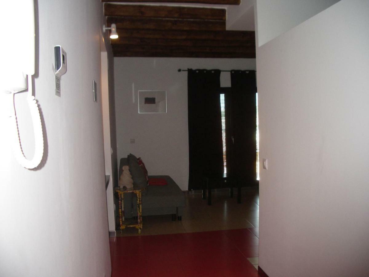 Apartamentos La Fonda Aninon 外观 照片