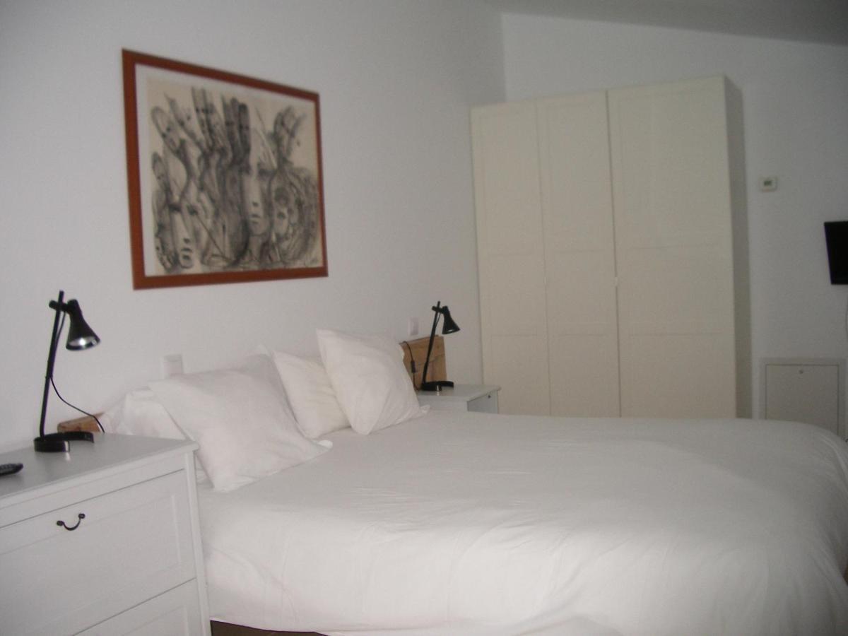 Apartamentos La Fonda Aninon 外观 照片