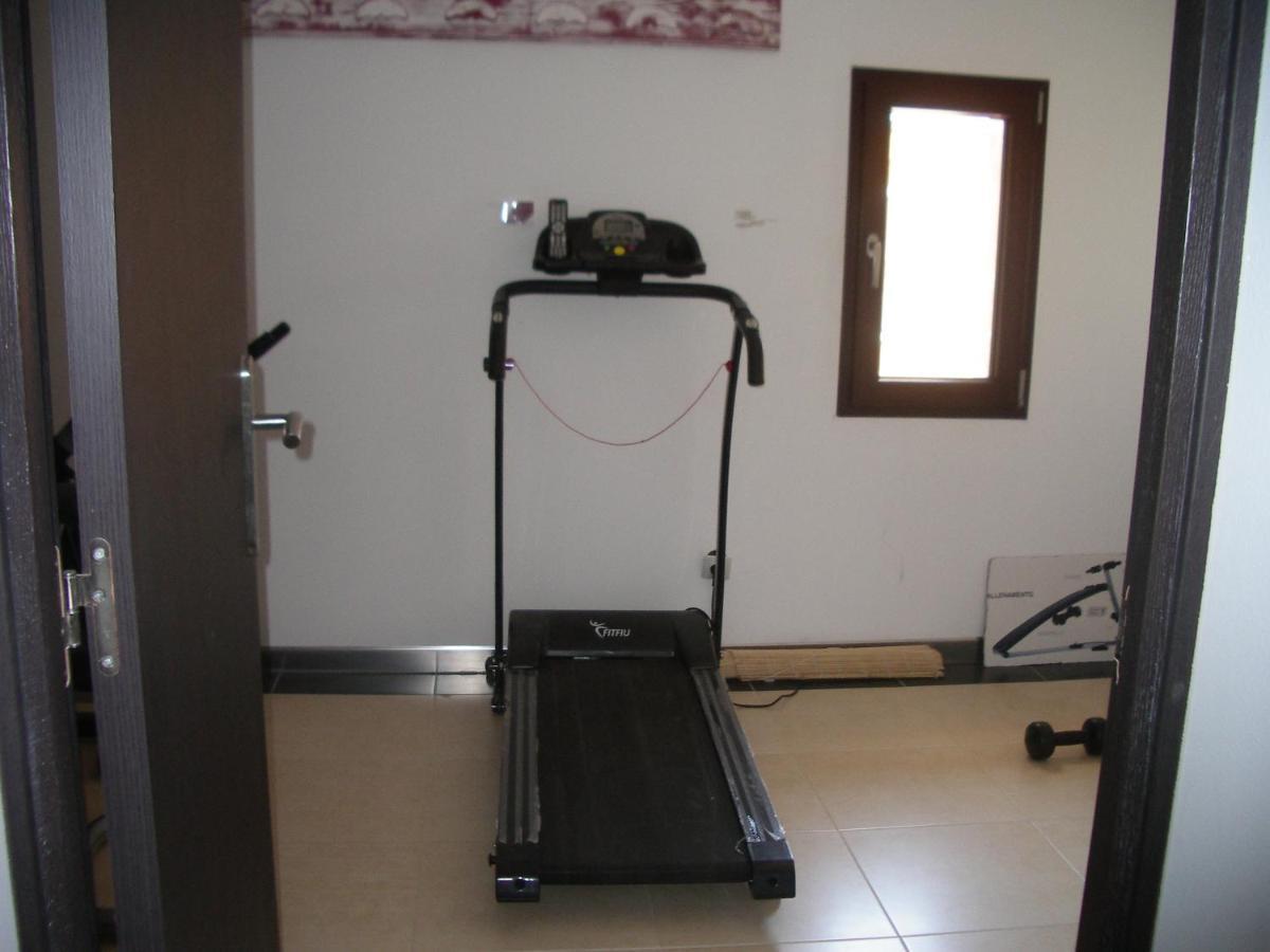 Apartamentos La Fonda Aninon 外观 照片