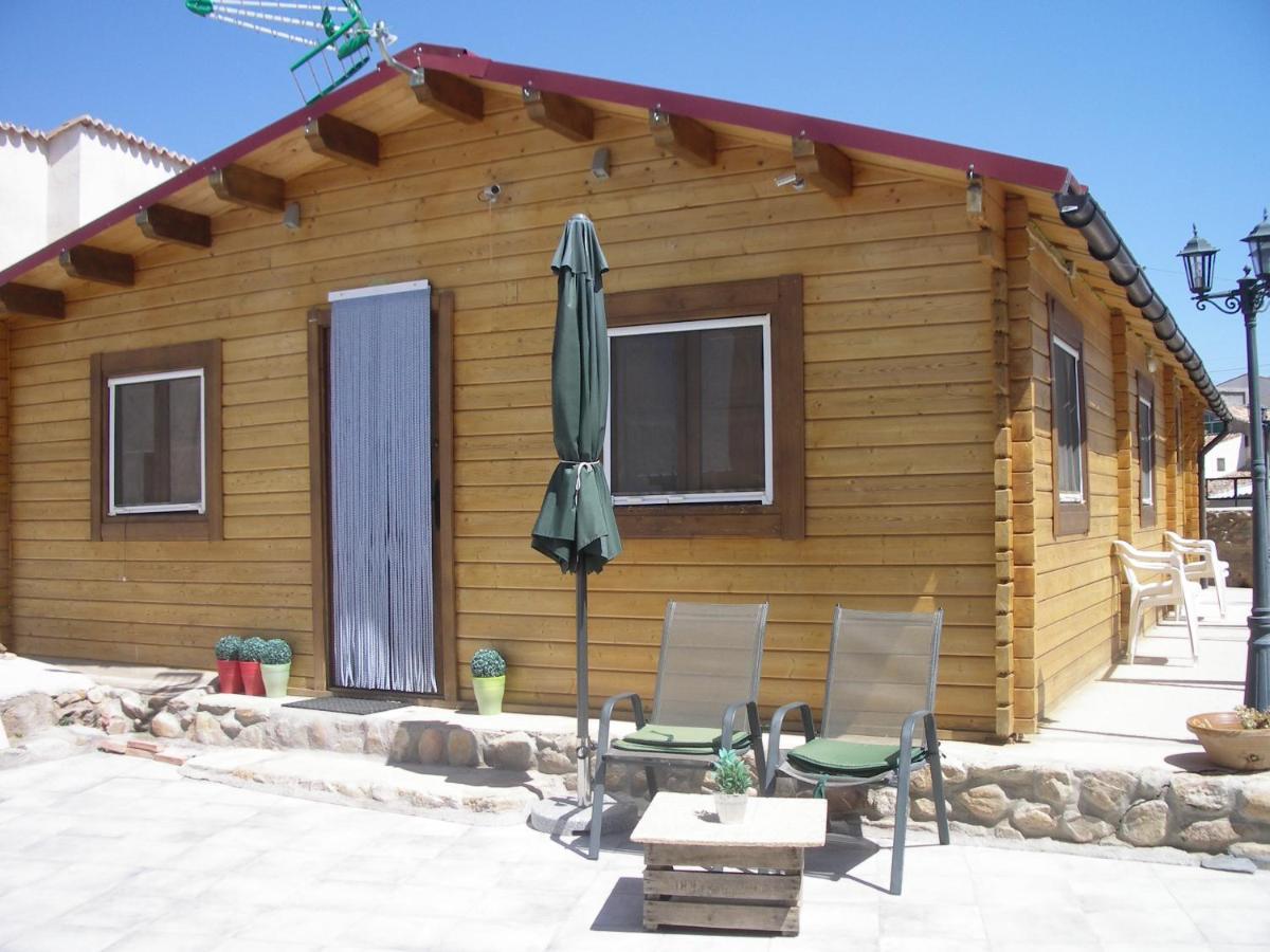 Apartamentos La Fonda Aninon 外观 照片